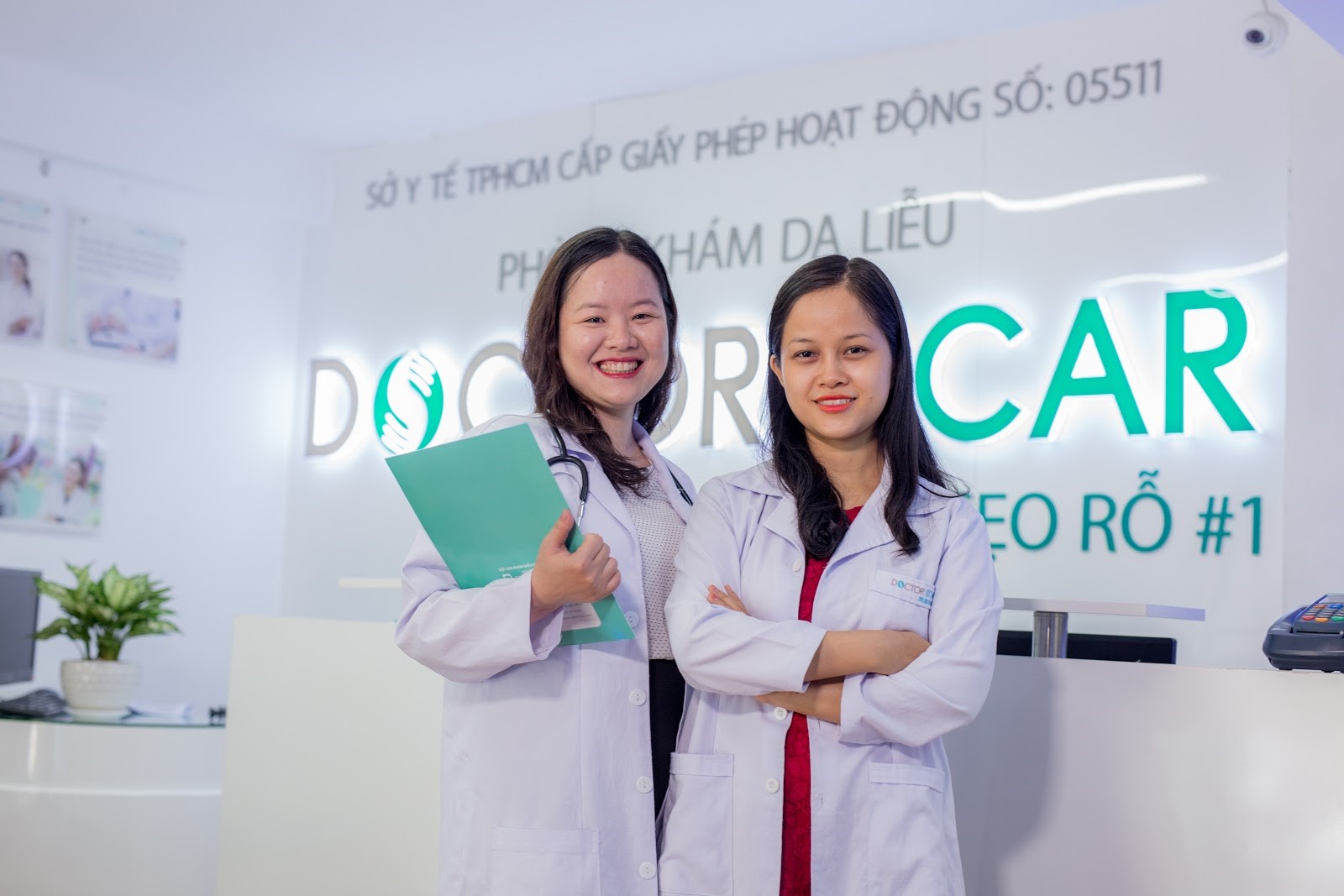 đội ngũ bác sĩ dược sĩ có chuyên môn cao giàu kinh nghiệm